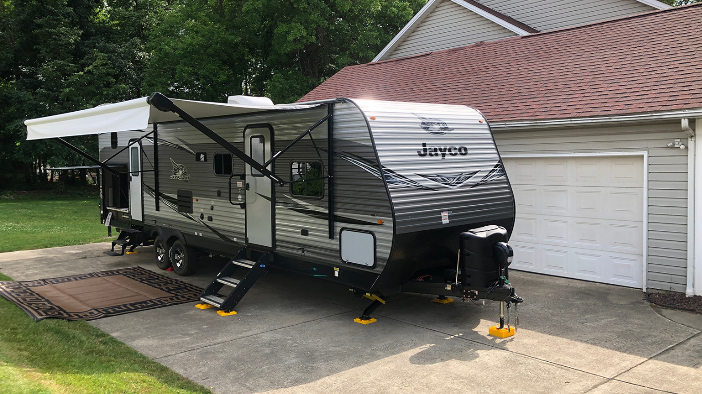 RV & Camper Parking Rules in Oberlin, OH: What Local Owners Should Know
